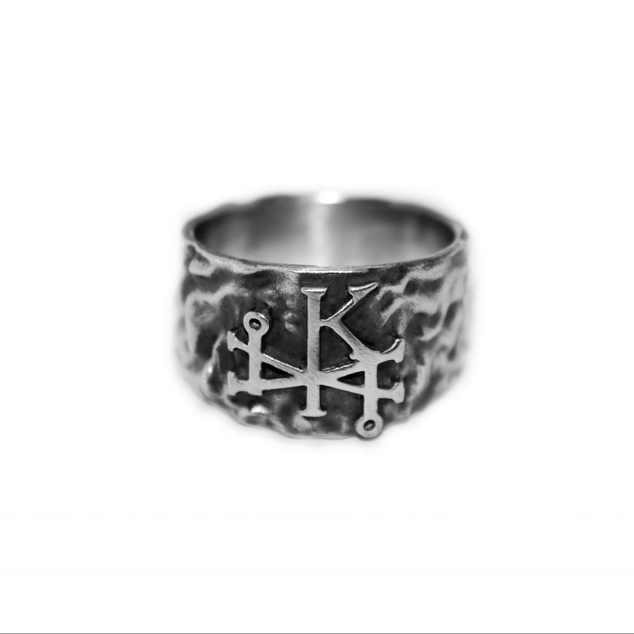 AKA textured ring